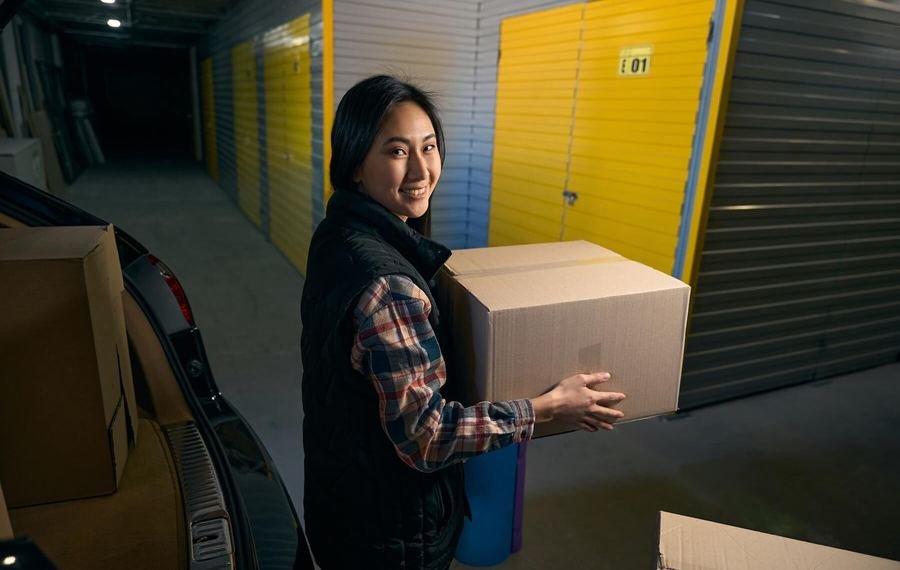 Storing Furniture Between Tenancies in the UAE